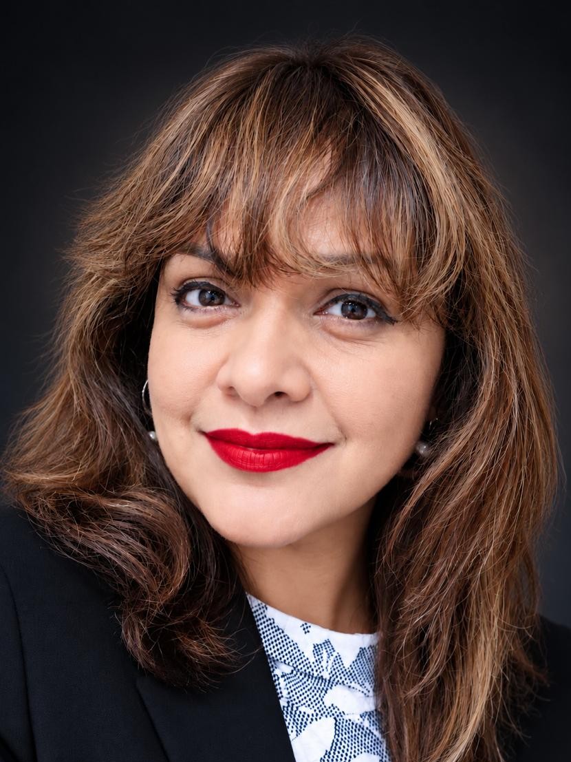Dr Meenu Batolar
